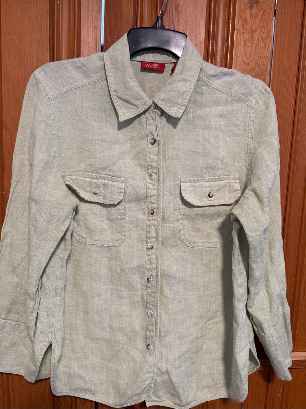 Valerie Stevens, 100% linen Light Green women’s Button-Up Shirt